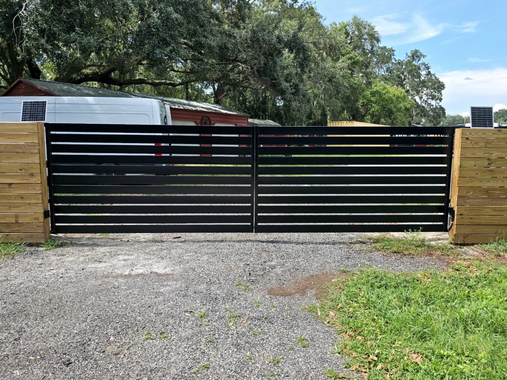 Horizontal Privacy Driveway Gate installed by KSM Gates in the Tampa Bay area